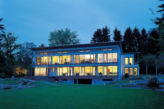 Der Firmensitz der Indus Holding in Bergisch Gladbach (Foto: Indus Holding)